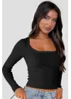 Omarı Siyah Dantelli Kollu Crop Top Bluz