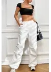 Omarı Siyah Dekolteli Yarım Kol Crop Top Bluz