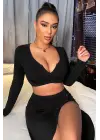 Omarı Siyah Uzun Kol Dekolteli Crop Top Bluz