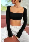 Omarı Siyah Göğüs ve Sırt Dekolteli Crop Top Bluz