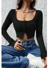Omarı Siyah Göğüs ve Göbek Dekolteli Crop Top Bluz