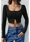 Omarı Siyah Göğüs ve Göbek Dekolteli Crop Top Bluz
