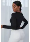 Kadın Siyah Uzun Kollu Düğmeli Göğüs ve Göbek Dekolteli Crop Top Bluz