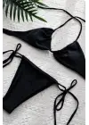 Omarı Şık Siyah Bağlamalı Üçgen Bikini Mayo