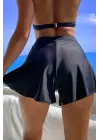 Omarı Siyah Yırtmaçlı Şık Deniz Şortu