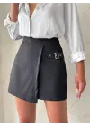 Şık Tokalı Şort Etek