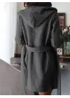 Kadın Uzun Kollu Belden Kuşaklı Kapşonlu Kısa Kaşe Kaban
