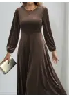 Kadın Uzun Kollu Bisiklet Yaka Midi Kadife Elbise