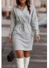 Kadın Uzun Kollu V Yakalı Kapşonlu Cep Detaylı şardonlu Iki Iplik Kısa Elbise