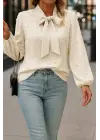 Kadın Uzun Kollu Yakadan Fiyonklu Incili Ithal Krep Bluz