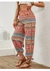 Omarı Yırtmaç Detaylı Desenli Bürümcük Pantolon