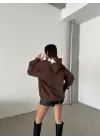 Omarı Kahve Oversize Out of Baskılı Sweat