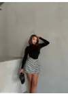 Kapaklı kaşe şort etek siyah beyaz kazayağı h261218