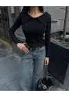 Kelebek yaka uzun kol bluz siyah
