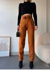 Kendinden kemerli triko pantolon camel