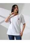 Etkileyici İşlemeli Tişört