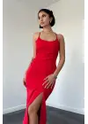 Kırmızı Sırt Dekolteli Elbise