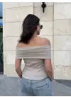Omarı Yumuşak Dokunuşlu Sıfır Kol Bluz