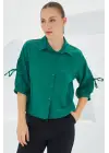 Kol Detaylı Zümrüt Yeşili Crop Gömlek 20246