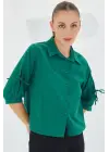 Kol Detaylı Zümrüt Yeşili Crop Gömlek 20246