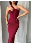 Omarı Burgundy Asimetrik Kesim Uzun Elbise
