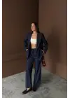 Omarı Şık Lacivert Çizgili Takım Elbise Seti