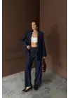 Omarı Şık Lacivert Çizgili Takım Elbise Seti
