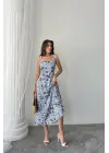 Omarı Rahat Kalıplı Çiçek Desenli Elbise