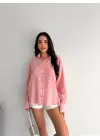 Omarı Rahat ve Şık Çizgili Oversize Gömlek
