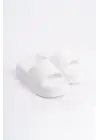 Omarı Rahat ve Şık Beyaz Topuklu Terlik
