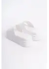 Omarı Rahat ve Şık Beyaz Topuklu Terlik