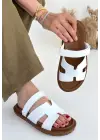 Omarı Yumuşak Tabanlı Beyaz Terlik
