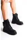 Omarı Rahat Tabanlı Fermuarlı Çantalı Siyah Bayan Bot