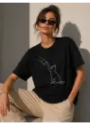 Minimal Kedi Çizim Baskılı Tişört Kısa Kol Yazlık T-Shirt - Siyah