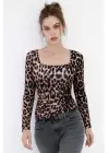 Modern Leopar Desenli Kollu Bluz