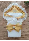 Omarı Lüks Kelebek Taç Nakışlı Yenidoğan Bebek Battaniyesi Sarı