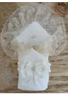 Omarı Nakışlı ve Taşlı Yenidoğan Bebek Battaniyesi