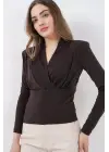 Sofistike Kruvaze Yaka Bluz