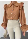 Omuzu Fırfırlı Fistolu Kolu Lastikli Düğmeli Gömlek -Vizon