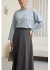 Önü Çiçek Nakışlı Yuvarlak Yaka Salaş Penye Bluz     -Gri