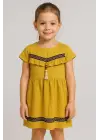 Önü püsküllü boncuk detaylı kız çocuk elbisesi hardal