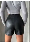 Parçalı cepli deri şort siyah w26312