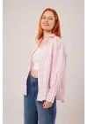 Omarı Pembe Çizgili Rahat Kesim Gömlek