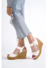 Trend Tokalı Rahat Bayan Sandalet - Beyaz