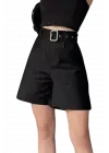 **Modern Kesim Kemerli Şort**