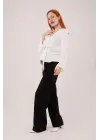 Omarı Ön Bağlamalı Beyaz Bluz