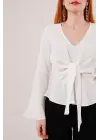 Omarı Ön Bağlamalı Beyaz Bluz