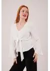 Omarı Ön Bağlamalı Beyaz Bluz