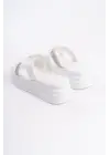 Modern Beyaz Çapraz Şeritli Kalın Tabanlı Ayakkabı