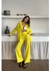 Omarı Rahat Kumaşı ve Şık Tasarımıyla Takım Elbise - Sarı